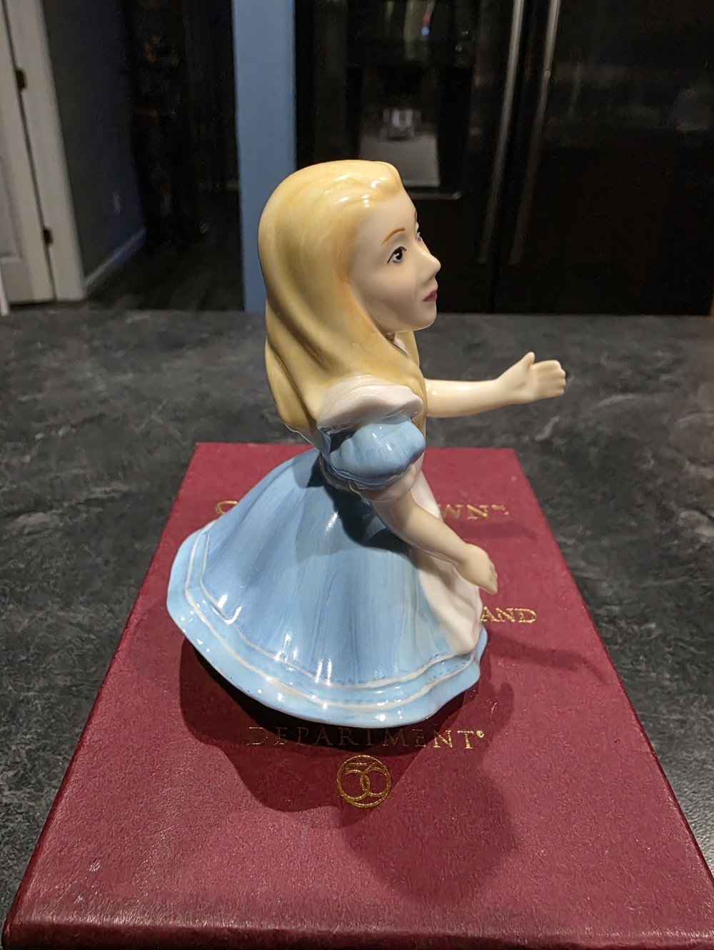 Alice In Wonderland - Picture 3 of 5